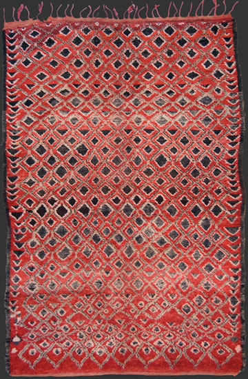 TM 2172, Ait Youssi pile rug with a very unusual drawing + dense structure, south-eastern Middle Atlas, Morocco, 1950/60, 295 x 205 cm (9' 10'' x 6' 8'') ...more