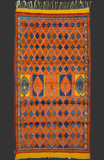 TM 980, classical + considerably old Ait Ouaouzguite pile rug in mint condition (this particular design type already appears in the first french publications in the 1920s), Jebel Siroua region ...more